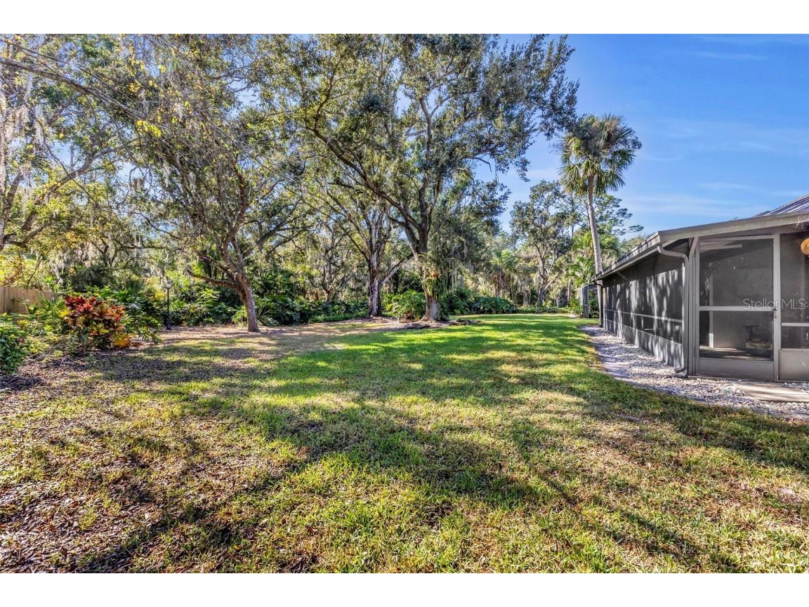 4364 Woodmans Chart #142 Sarasota FL 34235 A4672270 image42