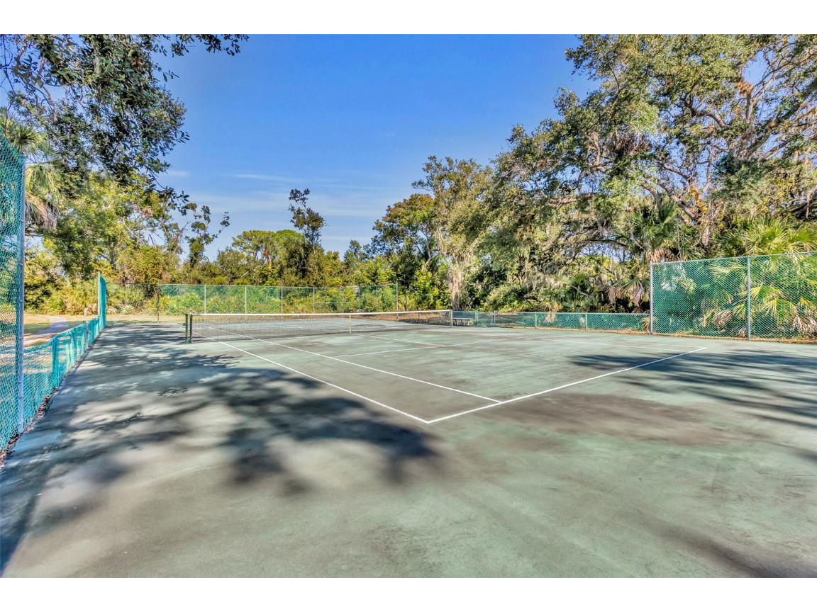 4364 Woodmans Chart #142 Sarasota FL 34235 A4672270 image54