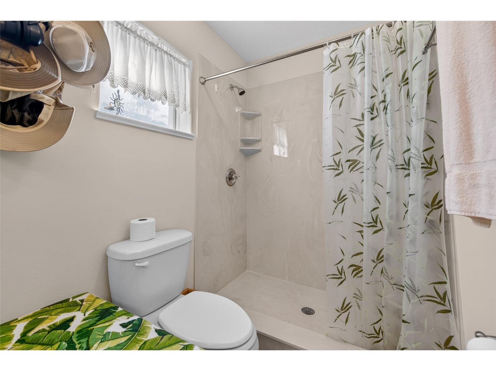 4365 Burkholm Mims FL 32754 NS1087295 image35