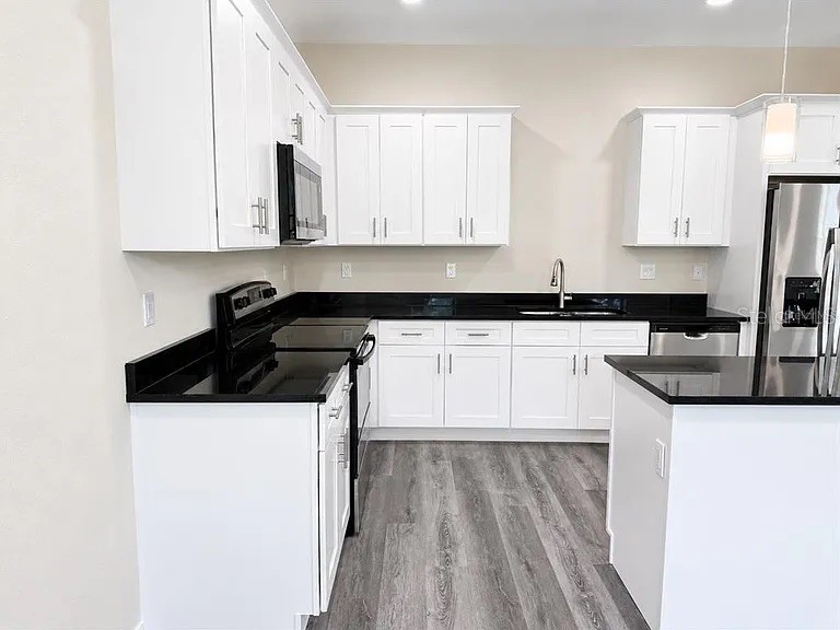 4365 Cambio Gardens Court Tampa FL 33610 TB8518489 image10