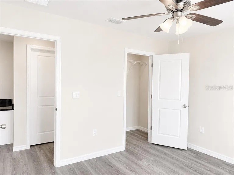 4365 Cambio Gardens Court Tampa FL 33610 TB8518489 image13