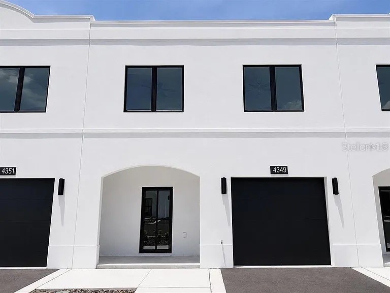 4365 Cambio Gardens Court Tampa FL 33610 TB8518489 image2