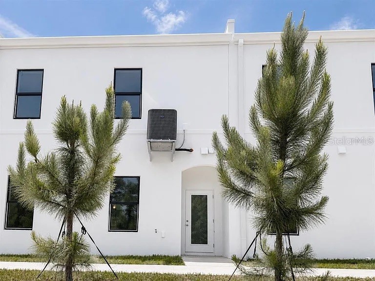 4365 Cambio Gardens Court Tampa FL 33610 TB8518489 image26