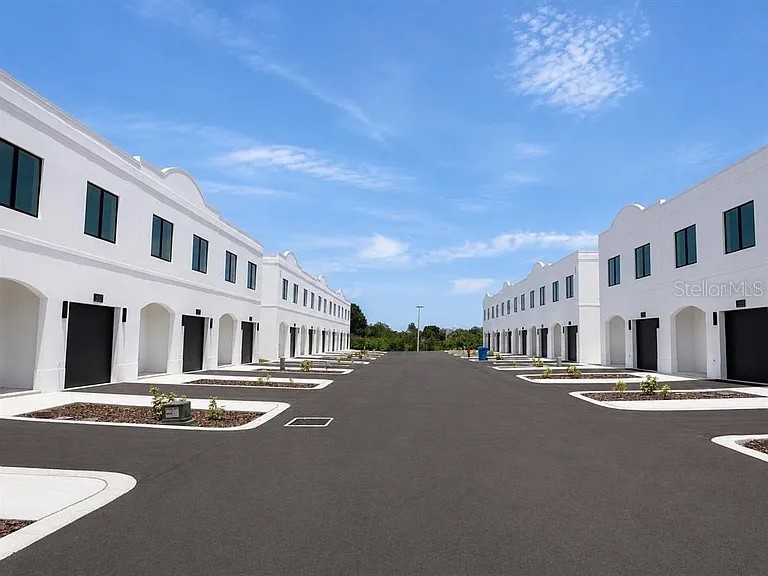 4365 Cambio Gardens Court Tampa FL 33610 TB8518489 image27