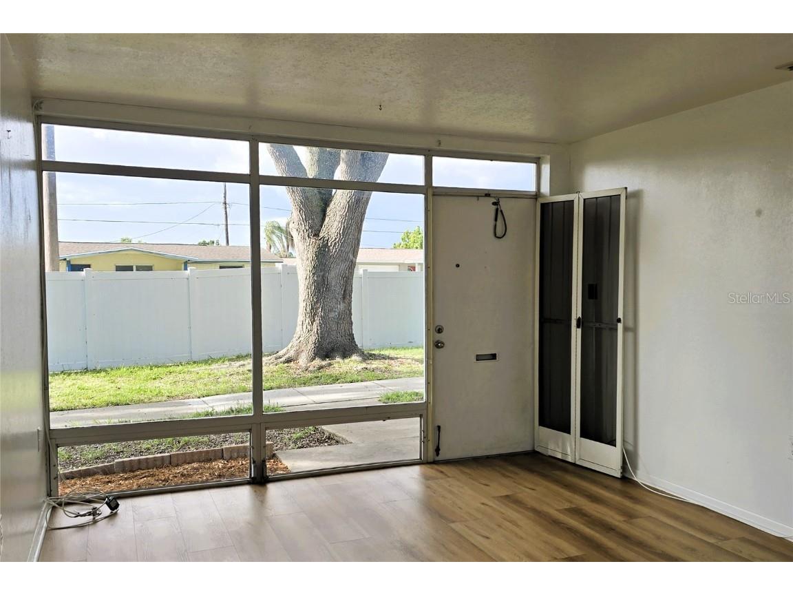 4365 Tahitian Gardens Circle #E Holiday FL 34691 TB8434737 image4