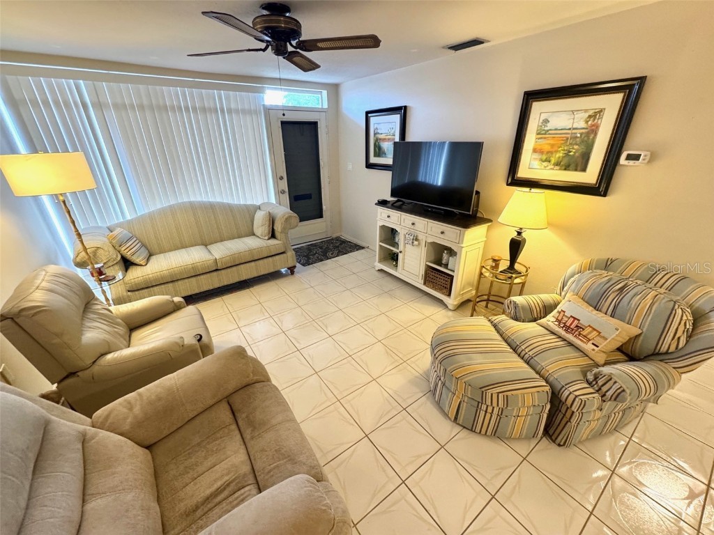 4367 Tahitian Gardens Circle #B Holiday FL 34691 TB8436065 image7