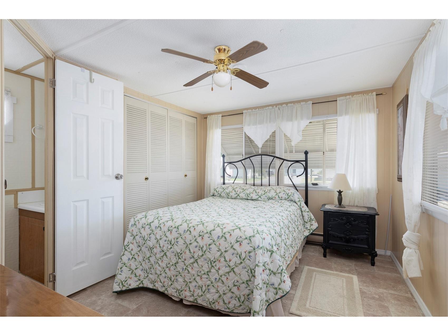 4368 72nd Way N #111 Saint Petersburg FL 33709 TB8499383 image10