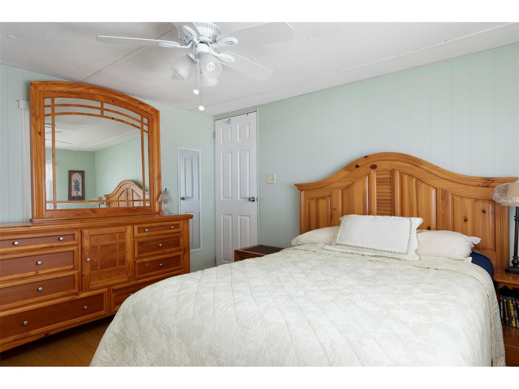 4368 72nd Way N #111 Saint Petersburg FL 33709 TB8499383 image15