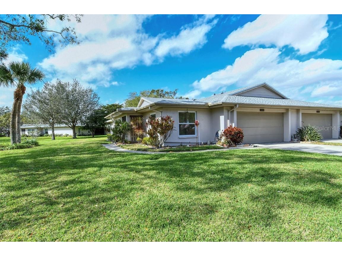 4368 Center Pointe Lane #12 Sarasota FL 34233 A4549138 image1