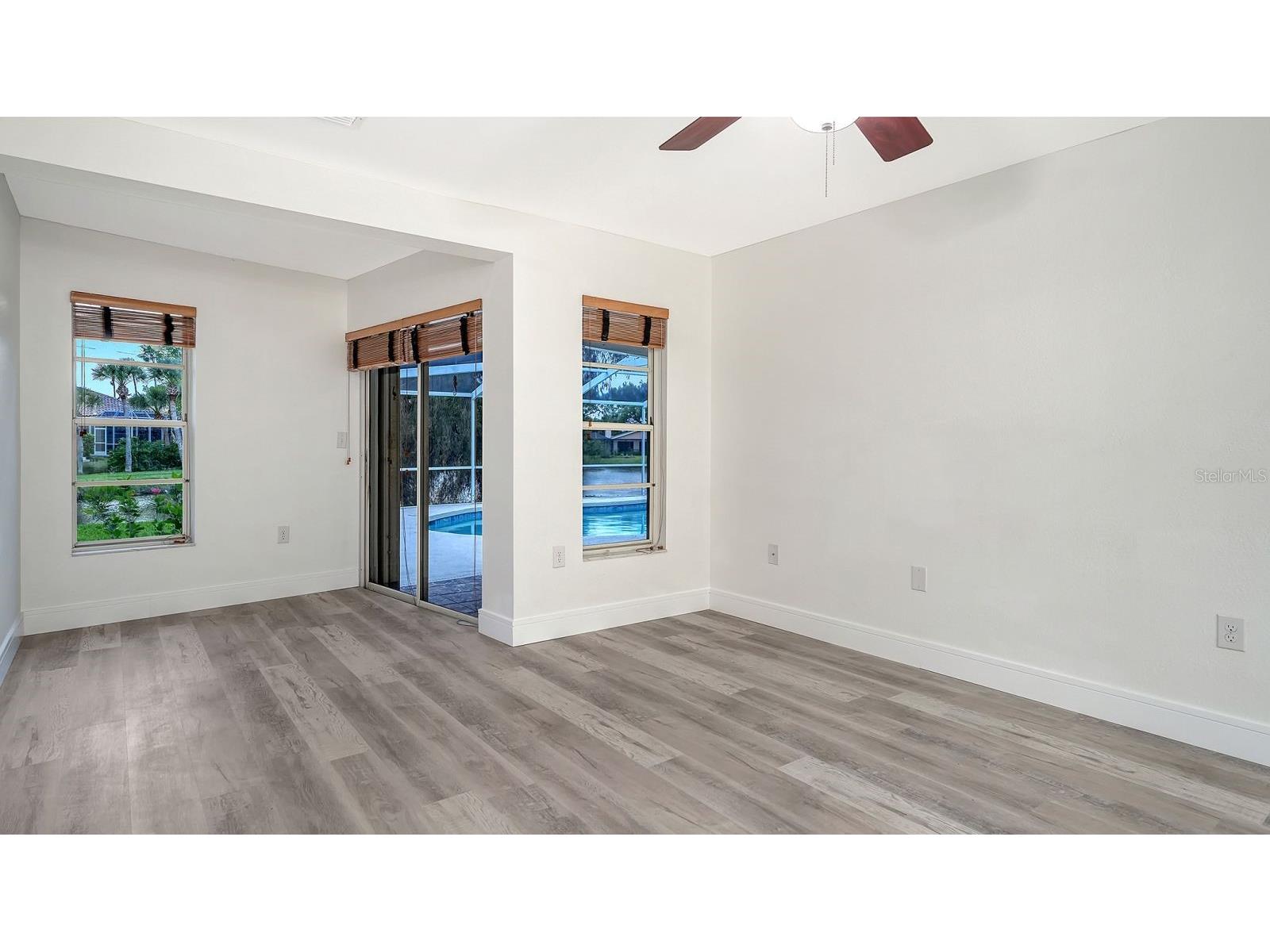 4368 Kingston Loop Sarasota FL 34238 A4689271 image29