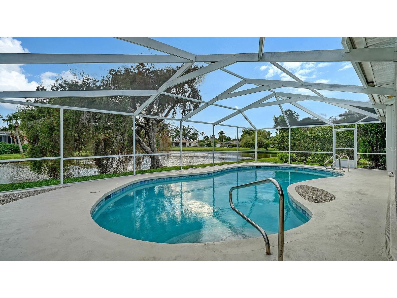 4368 Kingston Loop Sarasota FL 34238 A4689271 image50