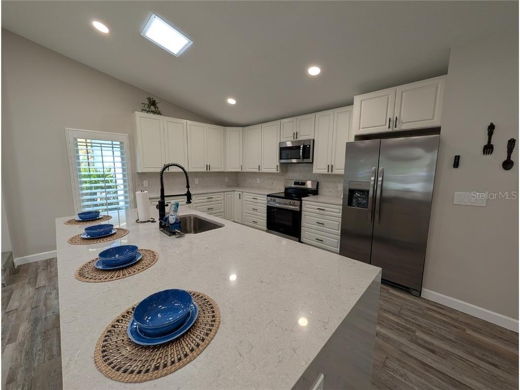 4368 Marine Parkway New Port Richey FL 34652 TB8438350 image3