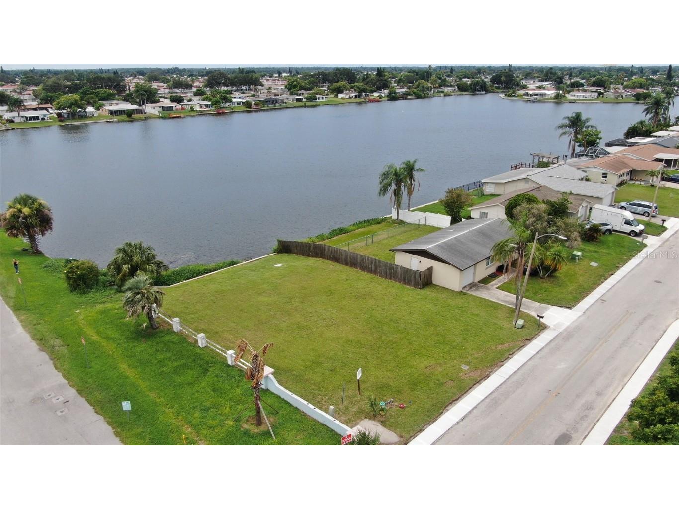 4368 Sunray Drive Holiday FL 34691 TB8402802 image6