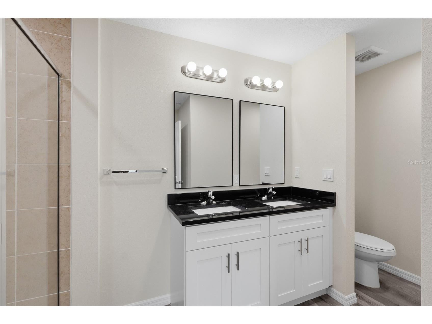 4369 Cambio Gardens Court Tampa FL 33610 TB8517543 image17