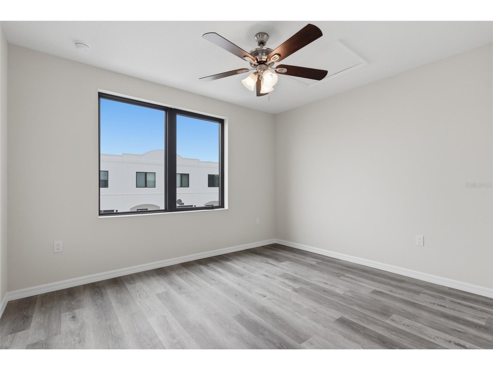 4369 Cambio Gardens Court Tampa FL 33610 TB8517543 image22