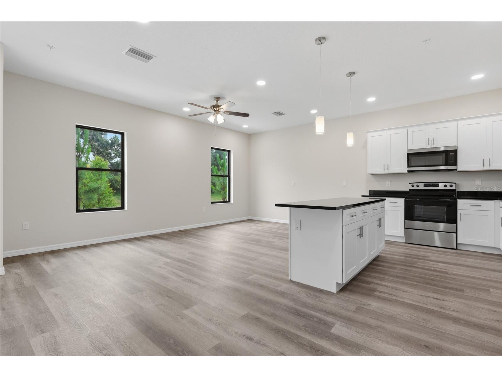 4369 Cambio Gardens Court Tampa FL 33610 TB8517543 image4