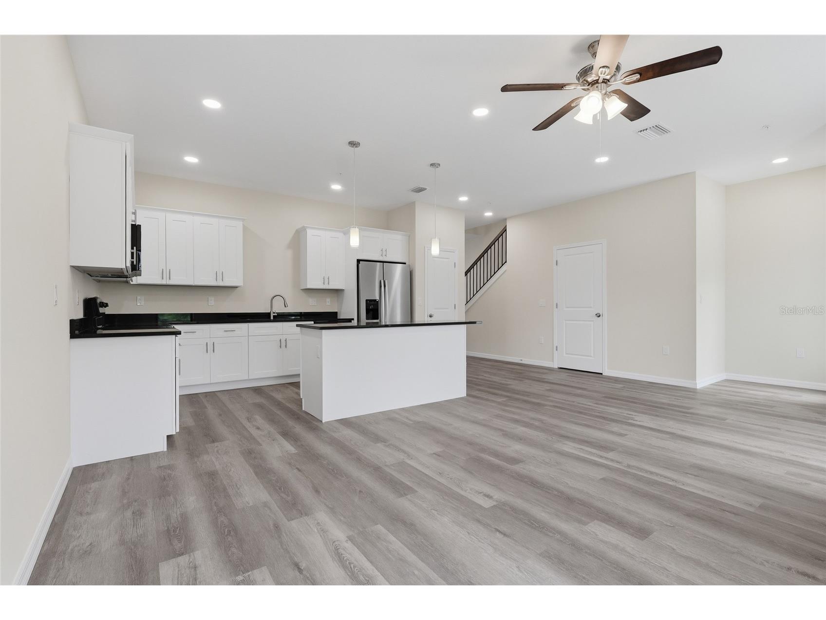 4369 Cambio Gardens Court Tampa FL 33610 TB8517543 image6