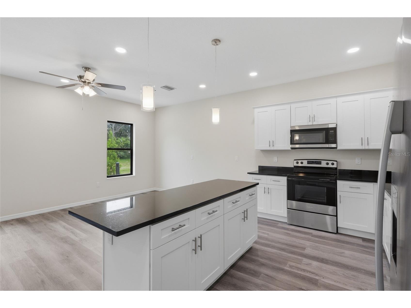 4369 Cambio Gardens Court Tampa FL 33610 TB8517543 image8