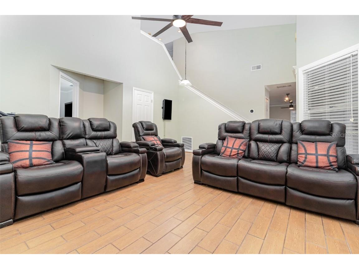 437 Alston Drive Orlando FL 32835 O6364355 image7