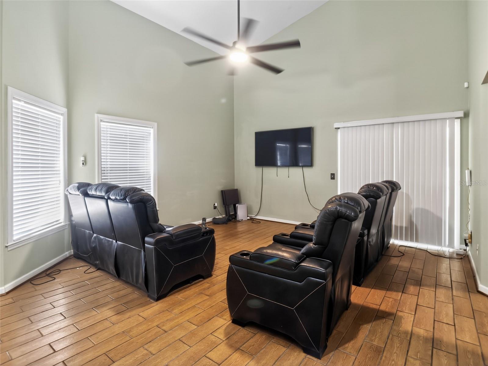 437 Alston Drive Orlando FL 32835 O6387883 image6