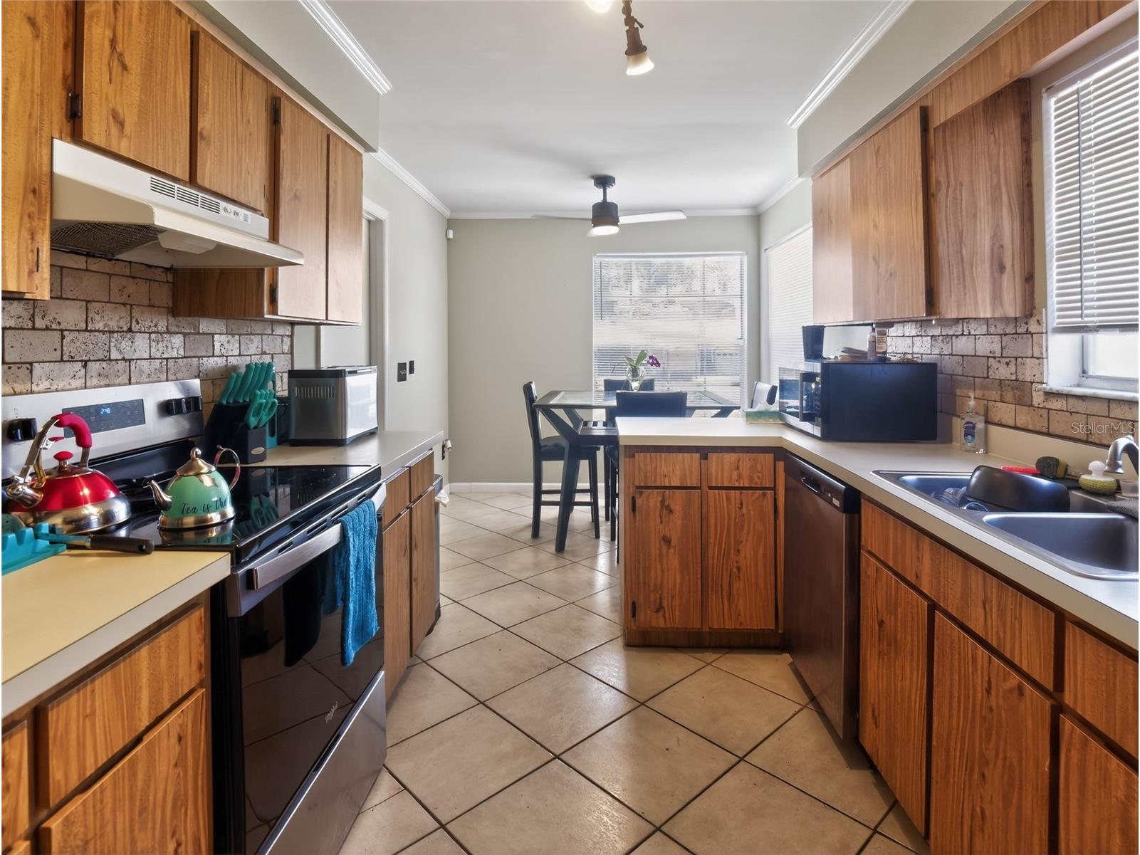 437 Alston Drive Orlando FL 32835 O6387883 image7