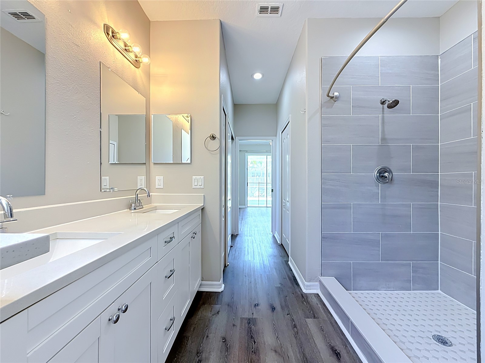 437 Briland Street Tarpon Springs FL 34689 TB8527251 image15