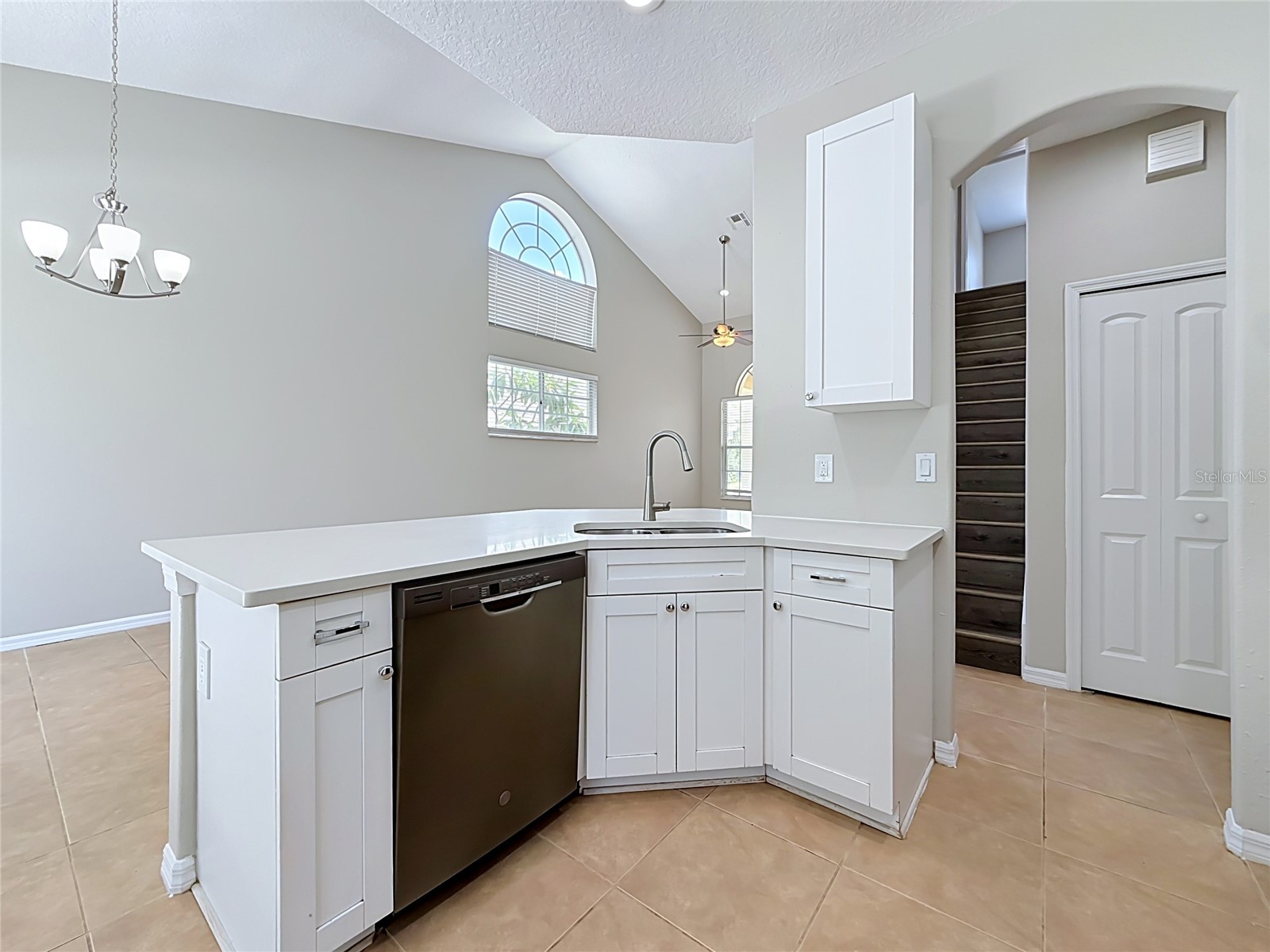 437 Briland Street Tarpon Springs FL 34689 TB8527251 image8