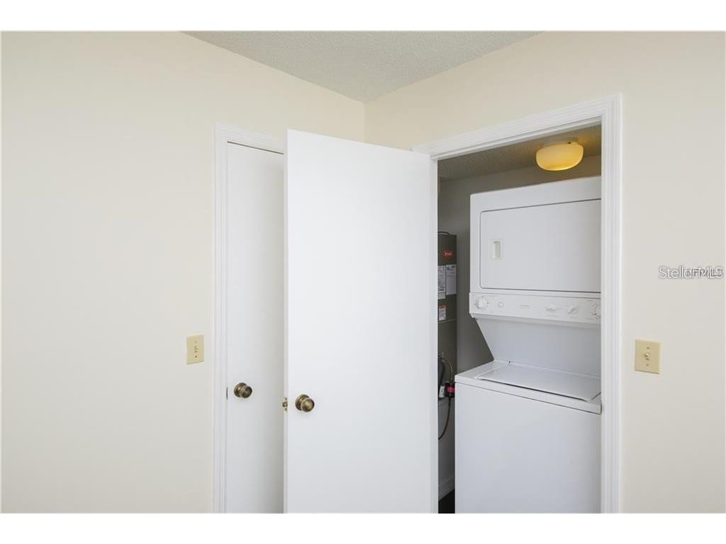 437 Cerromar Lane #315 Venice FL 34293 A4657054 image11