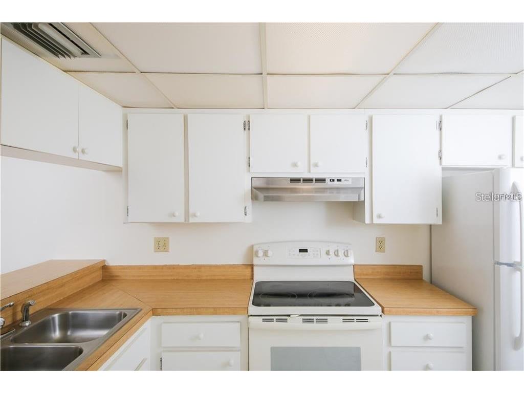 437 Cerromar Lane #315 Venice FL 34293 A4657054 image3