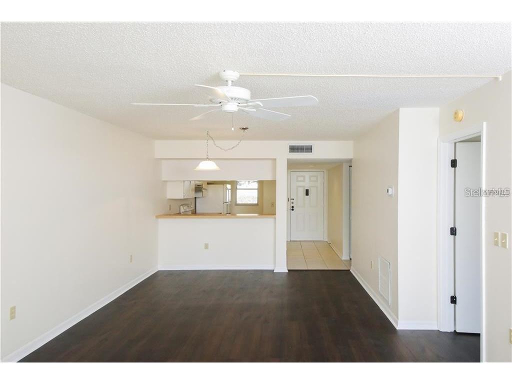 437 Cerromar Lane #315 Venice FL 34293 A4657054 image5