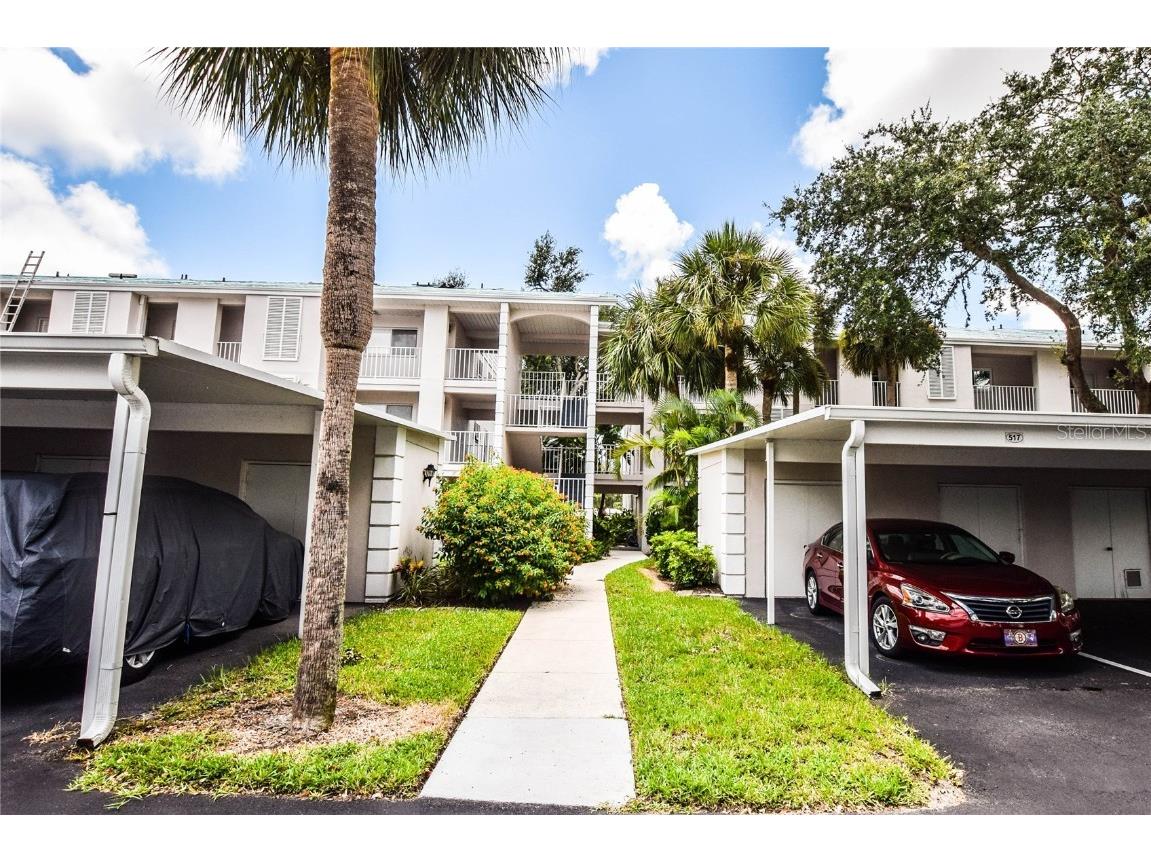 437 Cerromar Lane #424 Venice FL 34293 A4613125 image1