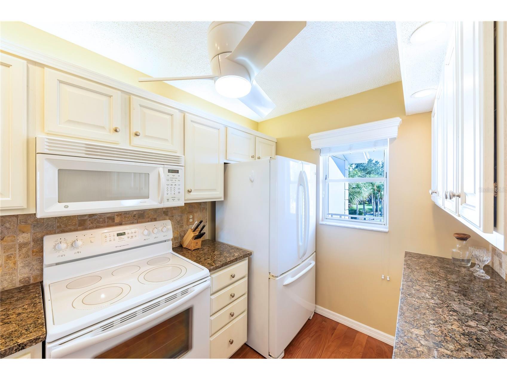 437 Cerromar Lane #525 Venice FL 34293 N6144027 image5