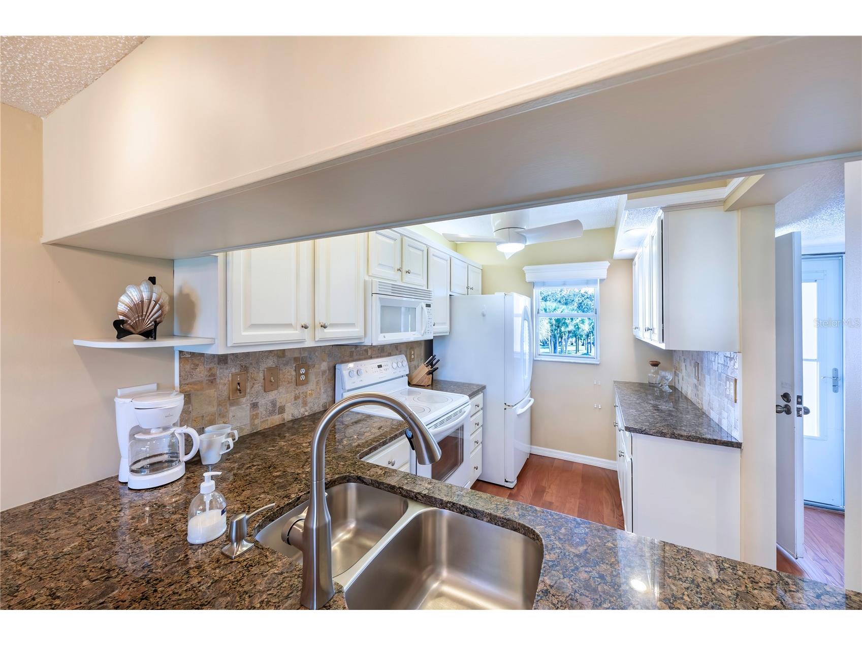 437 Cerromar Lane #525 Venice FL 34293 N6144027 image7