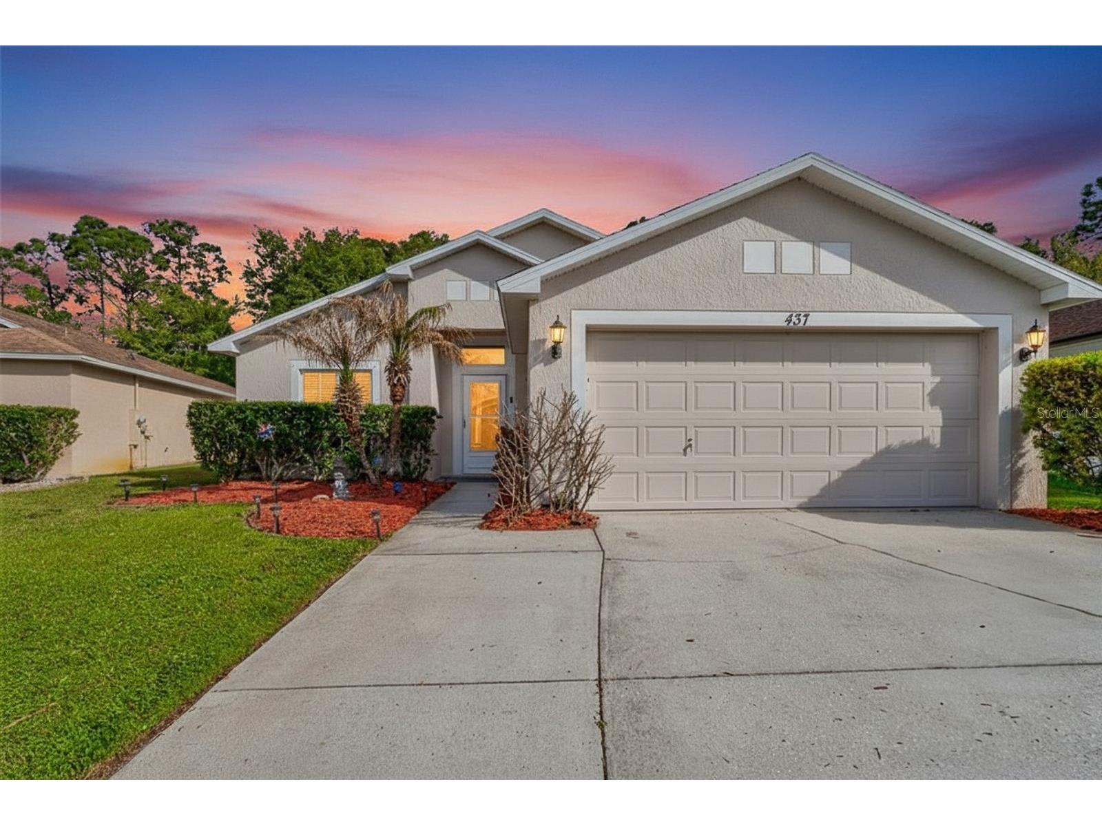 437 Dahoon Holly Drive Daytona Beach FL 32117 V4948372 image1