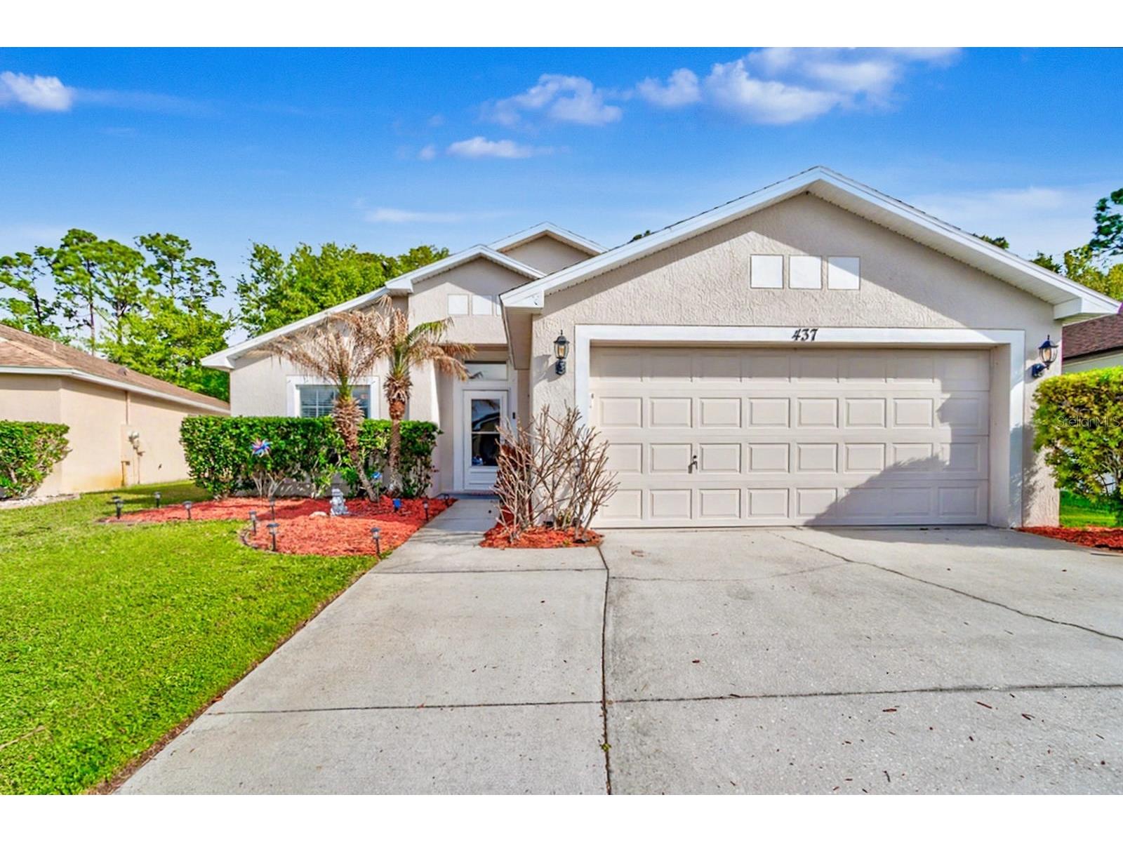 437 Dahoon Holly Drive Daytona Beach FL 32117 V4948372 image2