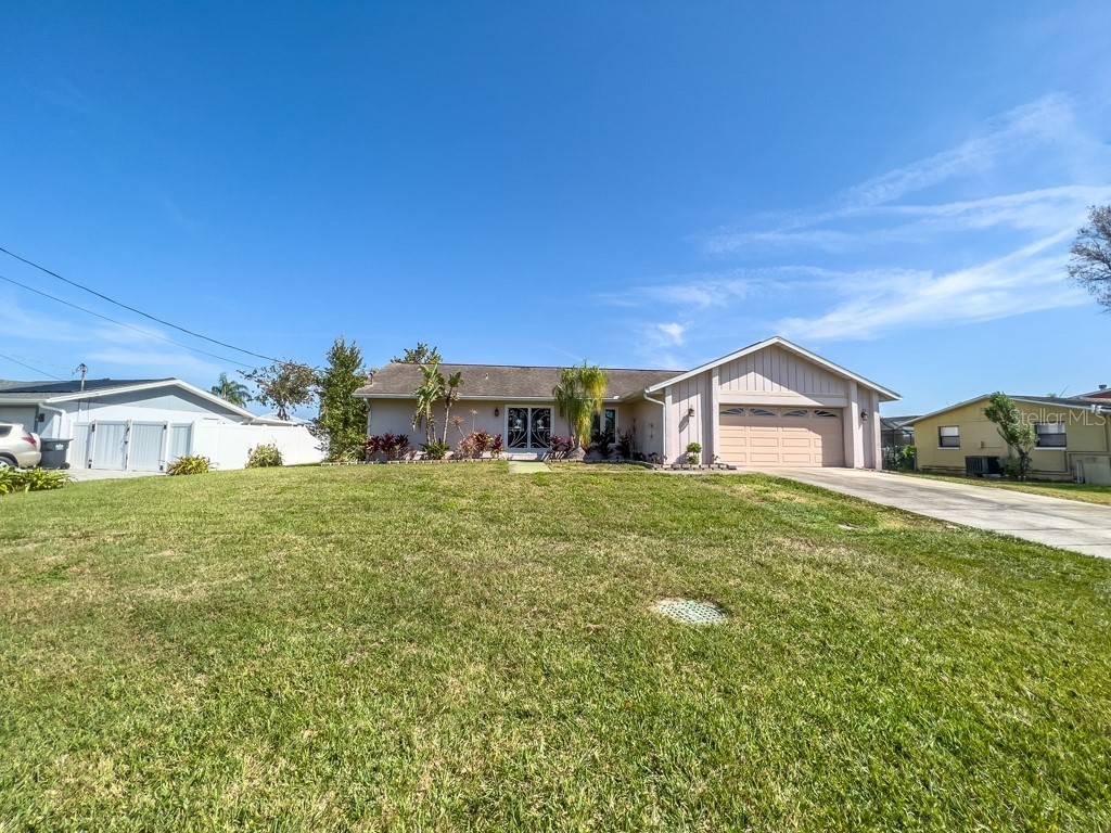 437 Flamingo Drive Apollo Beach FL 33572 T3430489 image1