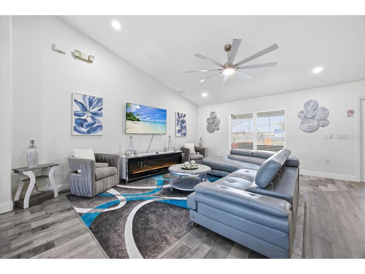 437 Grand Reserve Drive Davenport FL 33837 O6405600 image18