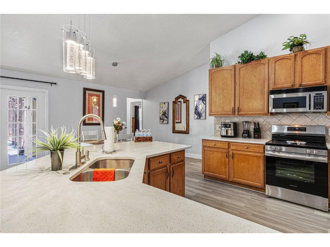 437 Grand Reserve Drive Davenport FL 33837 V4943538 image14