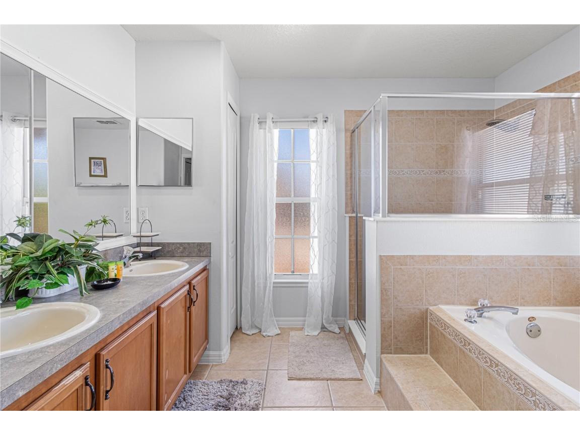 437 Grand Reserve Drive Davenport FL 33837 V4943538 image27