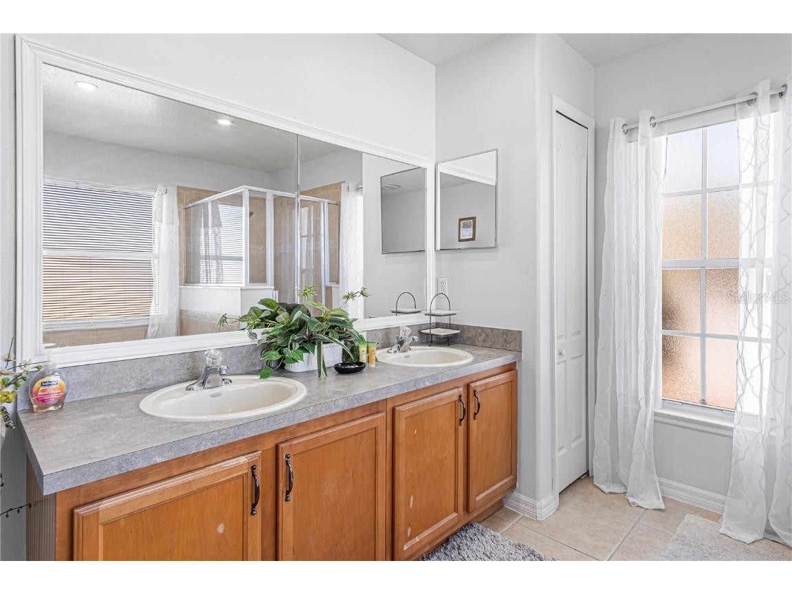 437 Grand Reserve Drive Davenport FL 33837 V4943538 image28