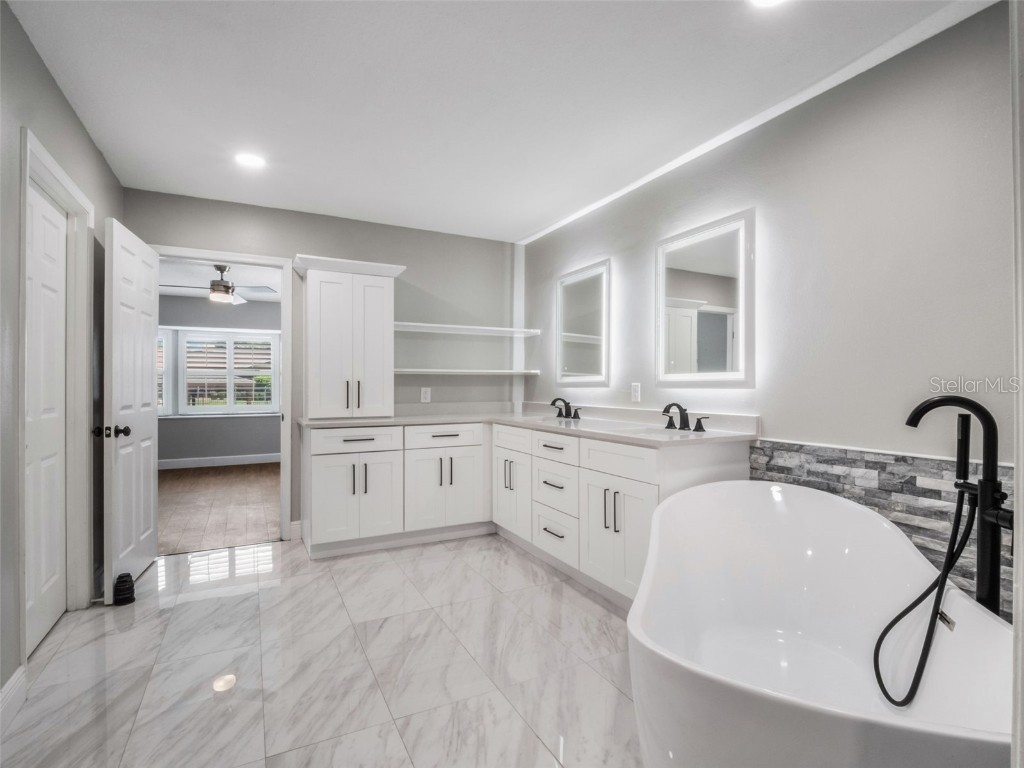 437 Harbour Oaks Pointe Drive Orlando FL 32809 - LAKE CONWAY O6330457 image36