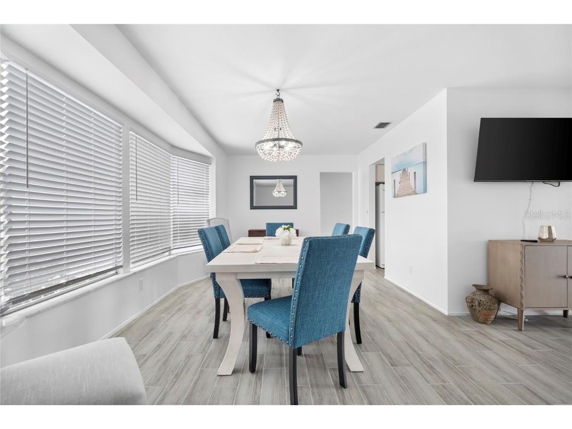 437 Hickory Road Venice FL 34293 A4671616 image16