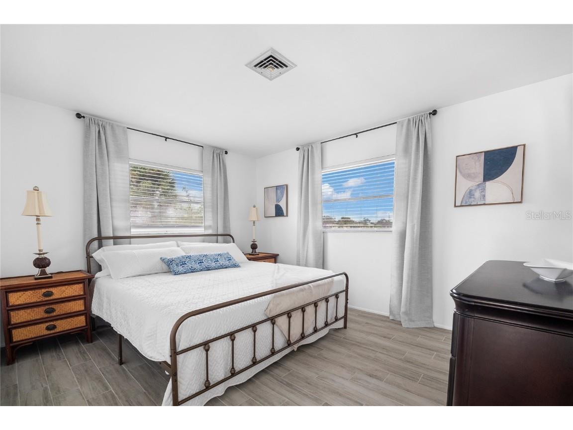 437 Hickory Road Venice FL 34293 A4671616 image20