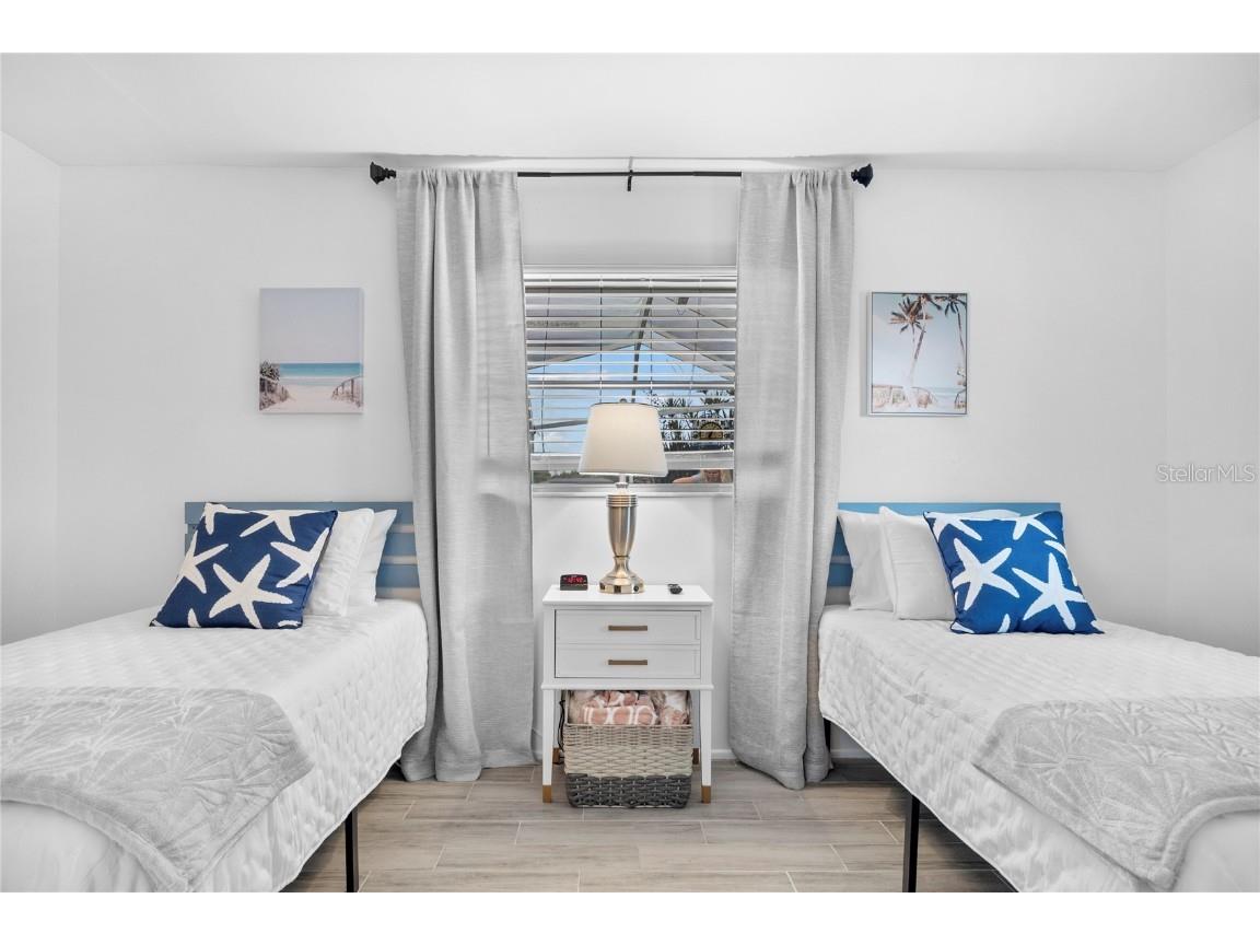 437 Hickory Road Venice FL 34293 A4671616 image23