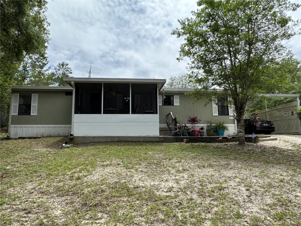 437 Lake Como Drive Pomona Park FL 32181 V4929728 image1
