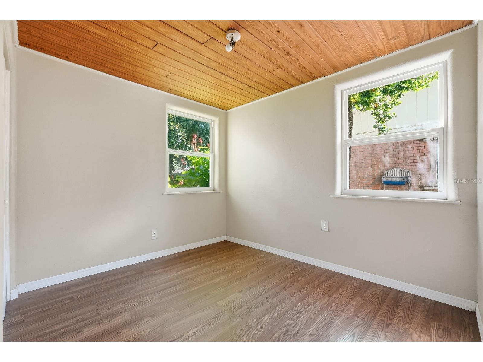 437 Lockhart Street Daytona Beach FL 32114 V4945302 image20