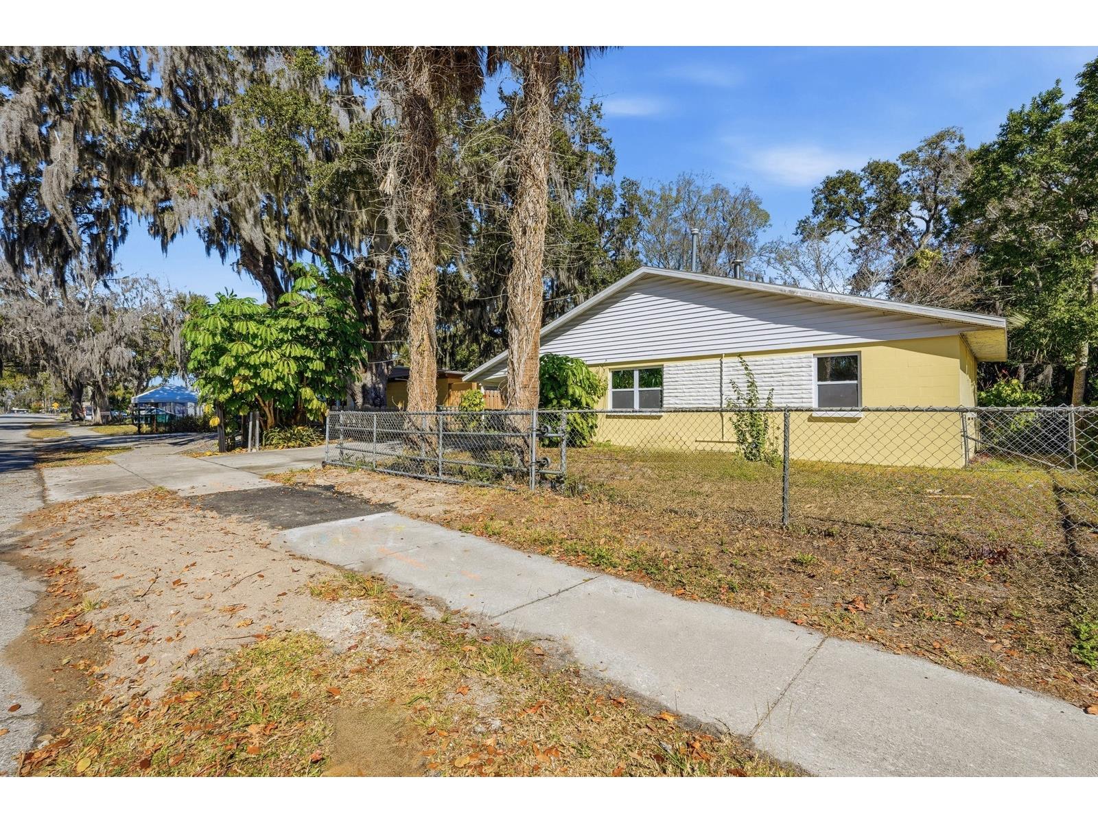 437 Lockhart Street Daytona Beach FL 32114 V4945302 image32