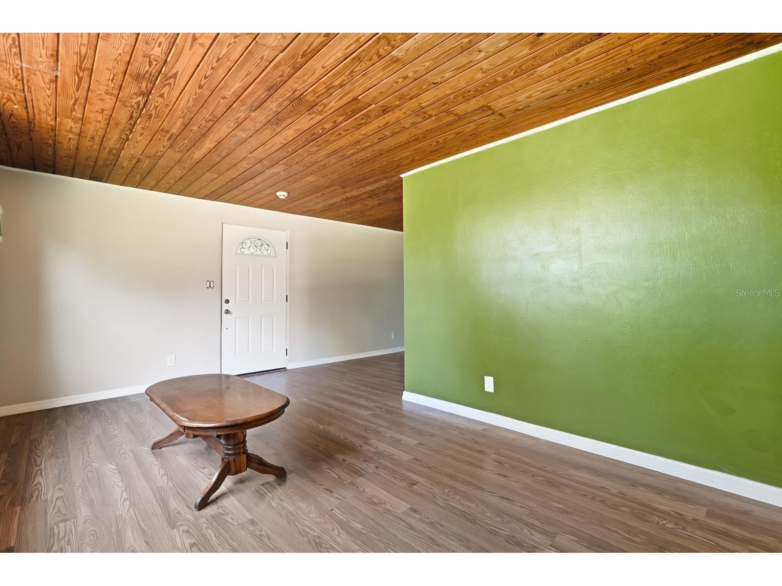 437 Lockhart Street Daytona Beach FL 32114 V4945302 image7