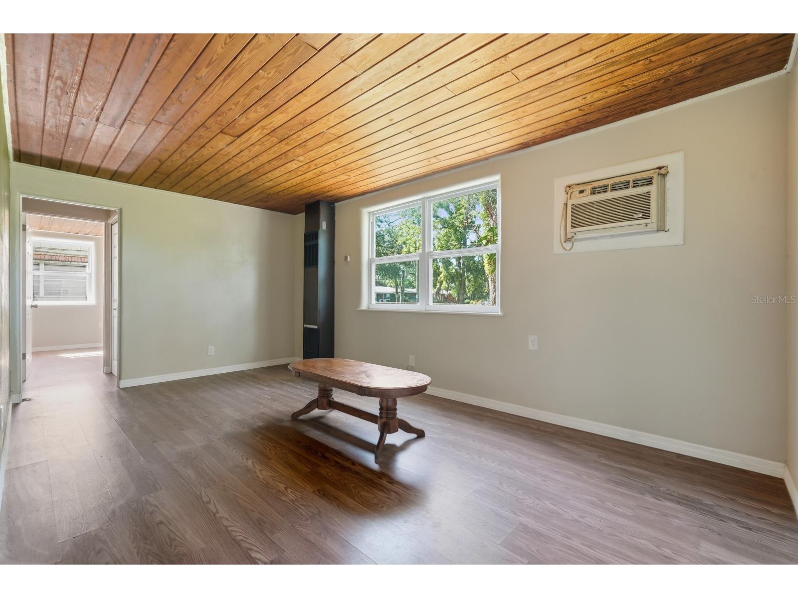 437 Lockhart Street Daytona Beach FL 32114 V4945302 image9