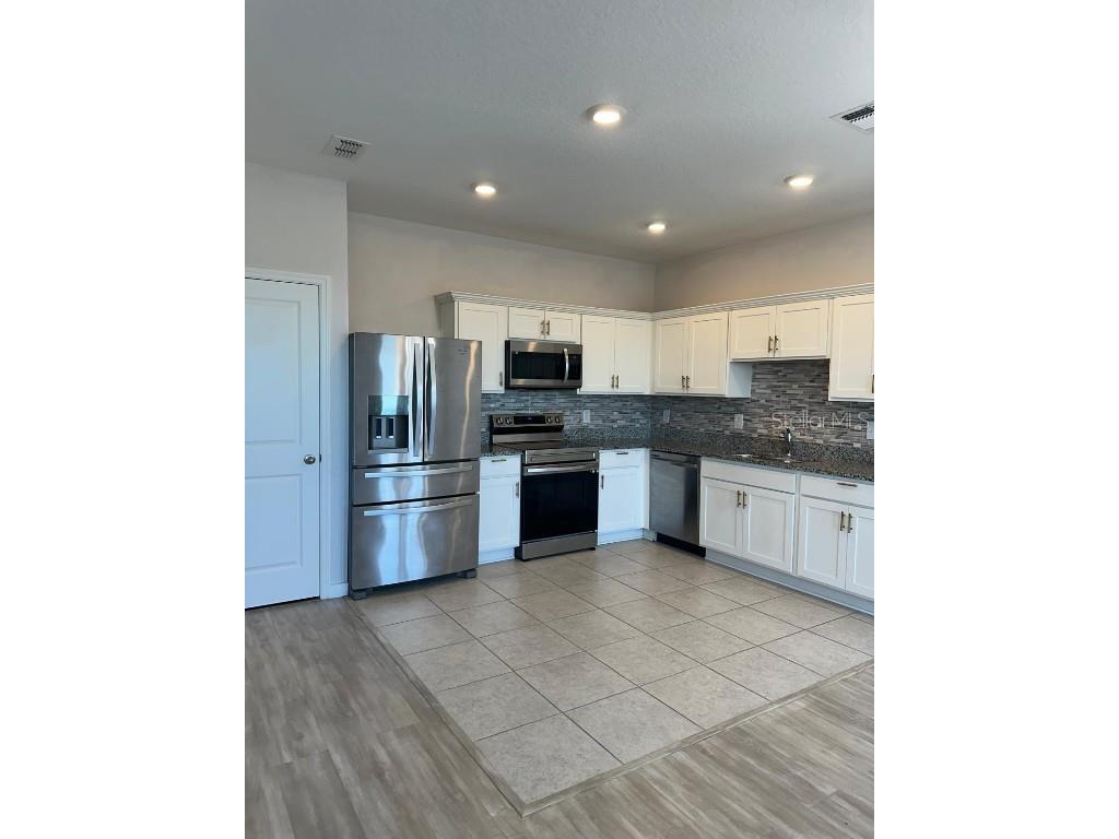 437 Madison Drive Davenport FL 33837 S5136653 image5